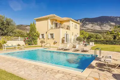 Image de Villa Shiranne - Trois Chambres Villa, Couchages 6