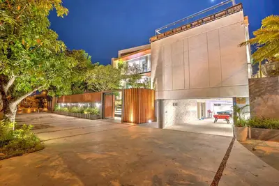 Image de Luxury huge Villa/Sauna/Private Pool/Free pickup