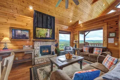 Image de Beautiful 2bd Cabin w/ Hot Tub! Views! Pool Access