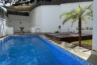 Image de Denize 5 dakika, bahçesi ve özel havuzu ile aile boyu daire