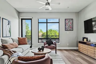 Image de Flawless New Modern Magnolia Townhome 2 bedrooms