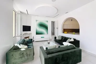 Image de Modern 5-bedroom villa in Cannes with swimming pool