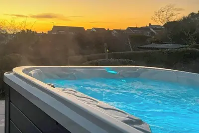 Image de 4 chambres Ă coucher Ă Cornwall