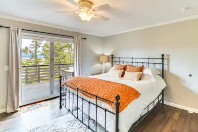 Image de Cozy Moose Grove: ski, hike, fish & relax