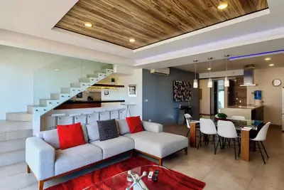 Image de Icono luxury Ph by Booking Guys