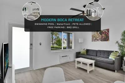 Image de Downtown Sleek Marina Hideaway | Waterfront Oasis