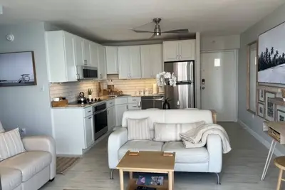Image de Lovers’ Key Beach Club - 1 Bedroom Apartment with Water View