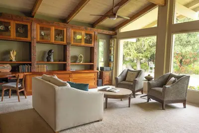 Image de Unique 3-bed home on 1 acre in Rancho Santa Fe, close to racetrack and beaches.