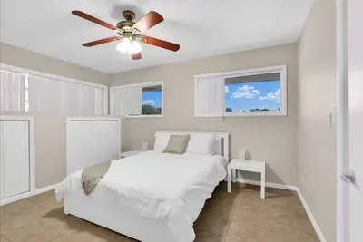 Image de Stylish Seaside Stay | Close to Shore | 2 Beds