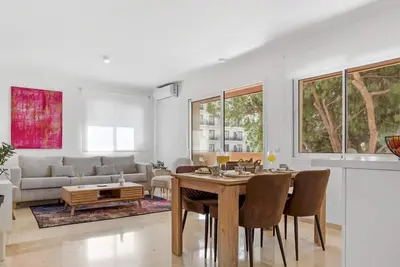 Image de Appartement pour 6 personnes Ă La Ruleta | Nueva AndalucĂa