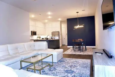 Image de Elegant 4br Home in the Heart of Farmers Branch