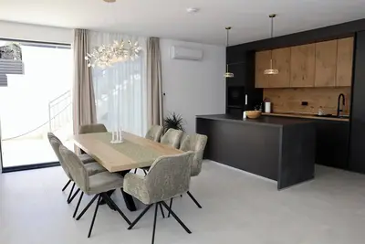 Image de Charming 4-bedroom house with Ac, WiFi and swimmingpool