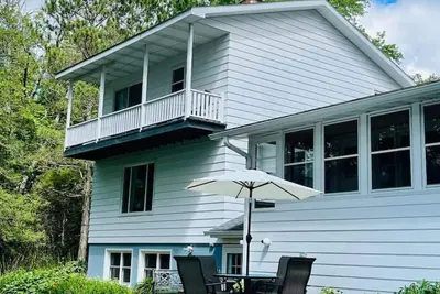 Image de Waterfront Breezeway Bay 2