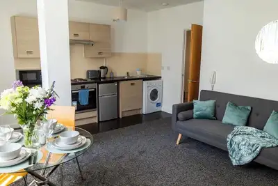 Image de Trafford 1 bed apartment with private parking