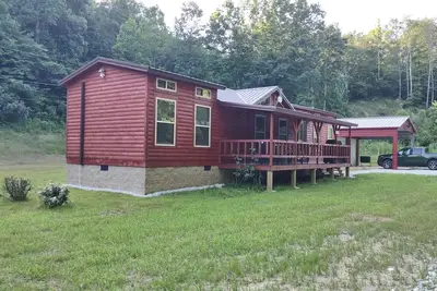 Image de Charming 2-bedroom cabin + loft in fabulous Salyersville with Ac and WiFi