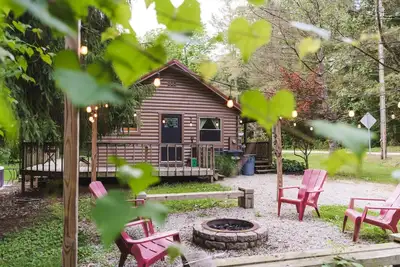 Image de Two Cabins|Sleeps 12| Hot Tubs| Games| Fire Pits