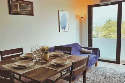 Image de Modern and comfortable apartment. Petapolis, Zone 12
