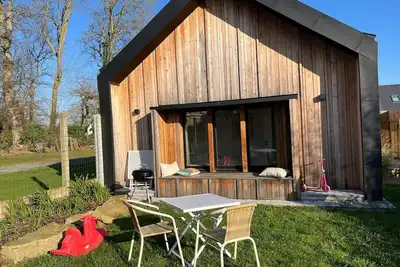 Image de Maison de vacances 'La P'tite Maison' avec terrasse privée, jardin privé et Wi-Fi