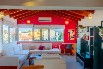Image de Appartement 'Two Bedroom 3' avec Wi-Fi et climatisation