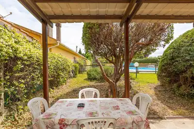 Image de Appartement 'Milla - Bilocale Allodola' avec piscine partagée, terrasse privée et Wi-Fi