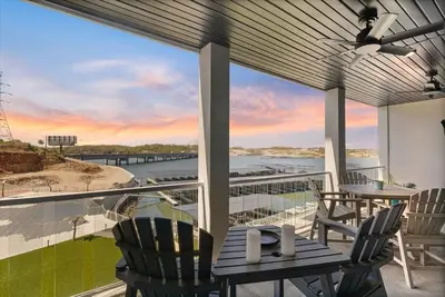 Image de 19mm Family-Friendly, Bunks & Games at Topsider w/ 2 Pools