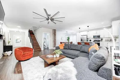 Image de Indy Family Getaway - 5br - Sleeps 16 - Arcade games - Near Fountain Square