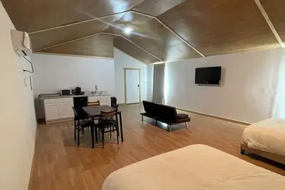 Image de Cozy studio in charming Fort Worth with Ac, WiFi