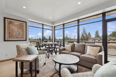 Image de New build, Luxury Condo at Cantera at the Quarry