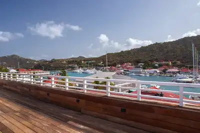 Image de 3 Bed Apartment The penthouse in Gustavia