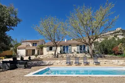 Image de L'Oustalet Des Vignes - Maison Provençale avec vue sur le Luberon. \nGite 4 *