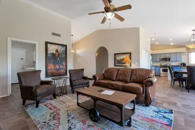 Image de Desert Paradise w/ Spectacular Views! Just blocks to Golf & Downtown Cave Creek Shops & Restaurants!