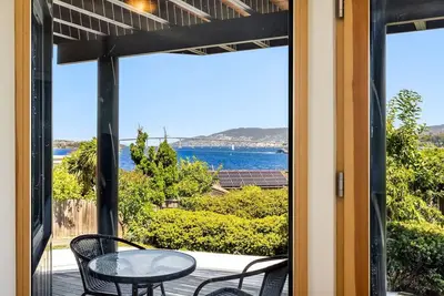 Image de Stylish Studio w/ Stunning Views