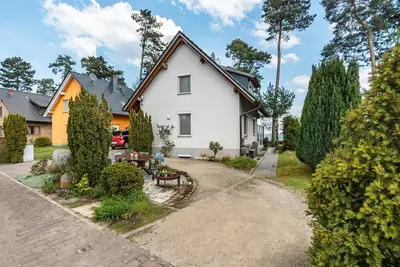 Image de Appartement 'Hs13og mit Müritzblick' avec vue sur le lac, jardin privé et Wi-Fi