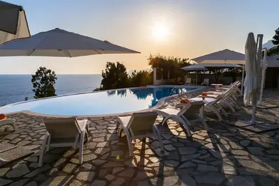 Image de Villa Ă Praiano avec 8 chambres Ă coucher, 16 couchages