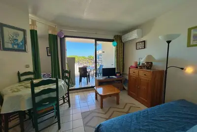 Image de T2 Cabine Climatisé avec Parking à Argelès-sur-Mer