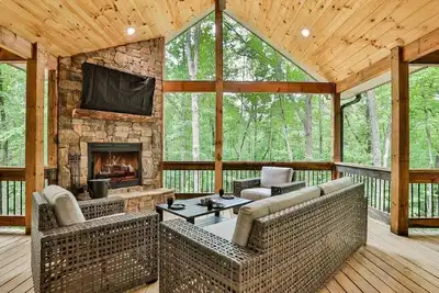 Image de Wolves Den in Ellijay