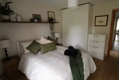 Image de Cosy, 2-Bed 'Little Oasis' near Cuh