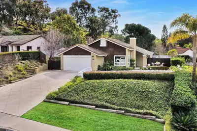 Image de Entire home in San Clemente, California