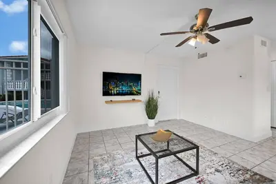 Image de Boca Raton Apt | Pool | WiFi | Free Parking