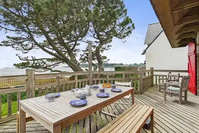 Image de Grande maison vue mer et accès plage direct pour 7