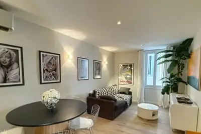 Image de Central Cannes apartment with outdoor terrace, 2 mins from Palais de Festivals
