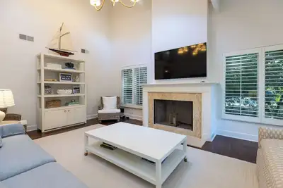 Image de 6995 Muirfield: Pet Friendly 4 Bedroom Sea Pines Villa