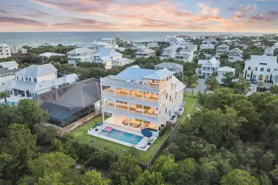 Sleeps 30! Pool, Spa, Lsv, Game Room & Gulf Views! Steps 2 Beach! Pet Friendly