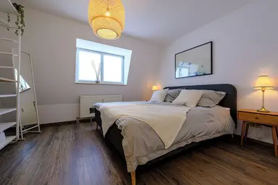 Image de Vacation apartment with sunny balcony & parking space