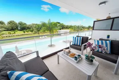 Image de Vista Relax Golf & Pool View @ Cana Rock Star 210