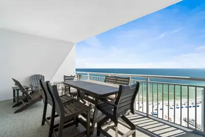 Image de Palacio 1405 | Gulf-Front Luxury + Pool, Hot Tub and Stunning Views