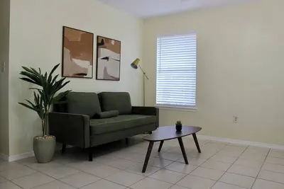 Image de 3-bedroom house in Brownsville with Ac, WiFi. Centrally located; close to Spi.