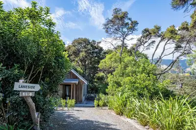 Image de Laneside - Akaroa Holiday Cottage