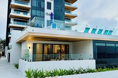 Image de Upscale 2 bedroom beach front Villa