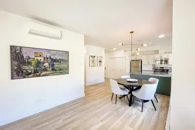 Image de Lakeview Retreat in West Kelowna